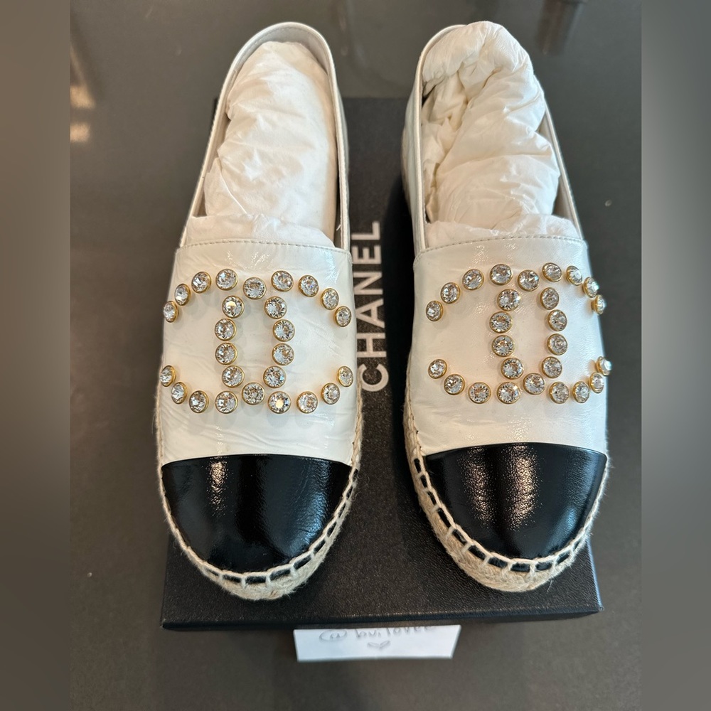 Authentic Chanel Espadrilles Swarovski Crystal CC Patent Lambskin Sz36